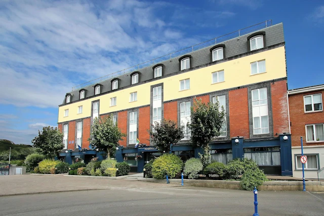 Waterford Marina Hotel