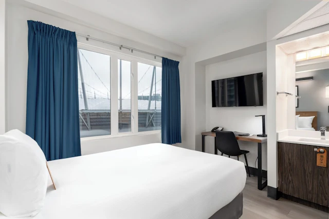 Hotel Willo (formerly YWCA Hotel Vancouver)