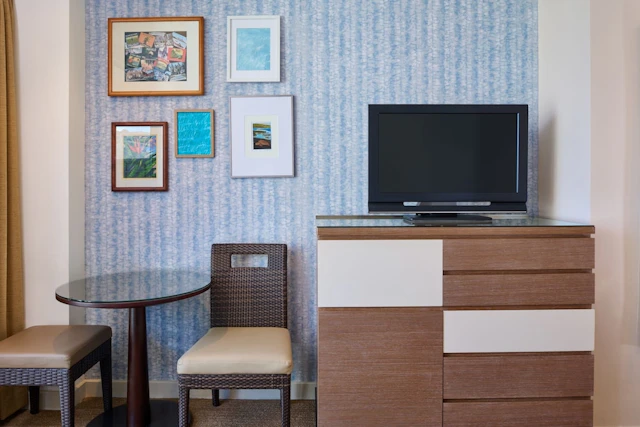 Kaimana Beach Hotel