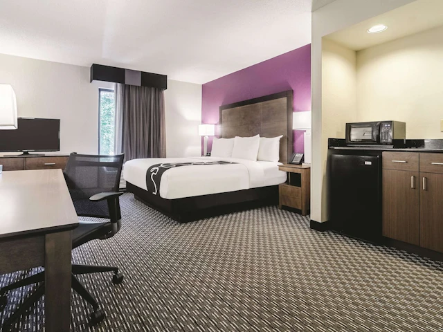 La Quinta Inn & Suites by Wyndham Myrtle Beach - N Kings Hwy