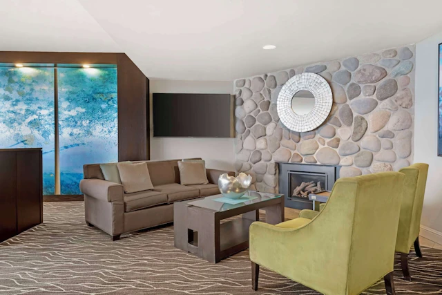 Best Western Plus Agate Beach Inn