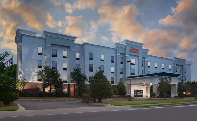 Hampton Inn & Suites Natchez