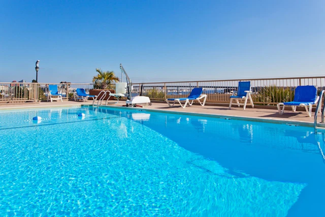 Holiday Inn Charleston Riverview by IHG