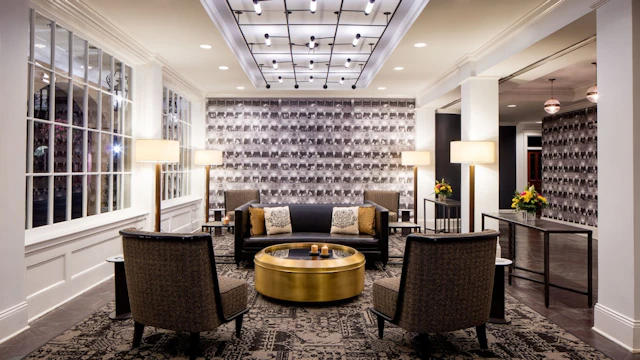 Holiday Inn FRENCH QUARTER-CHATEAU LEMOYNE by IHG