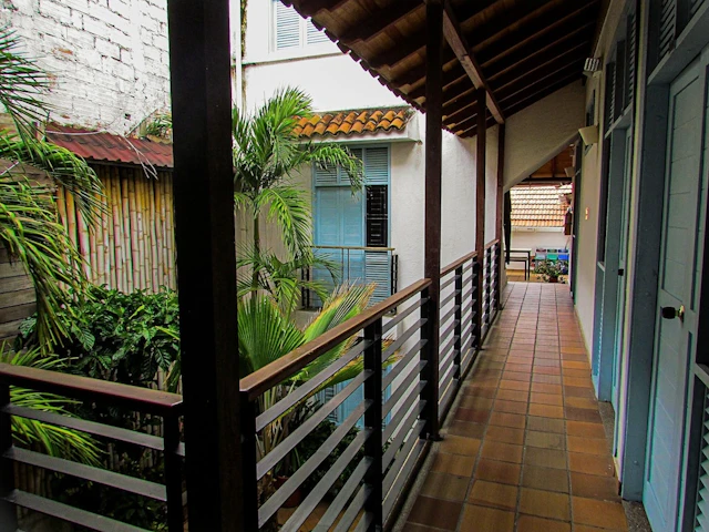 Aluna Hostel B&B