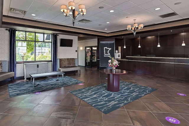 Wyndham Bloomington - Mall of America