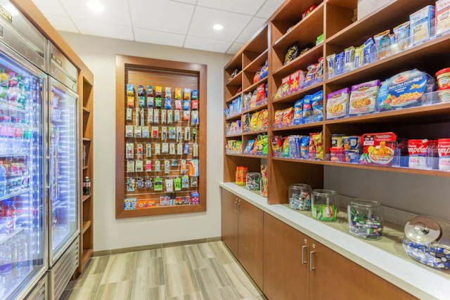 La Quinta Inn & Suites by Wyndham Chicago Downtown