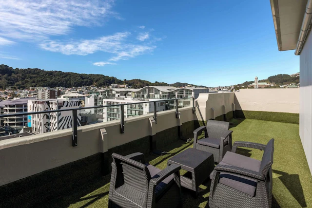 Oaks Wellington Hotel