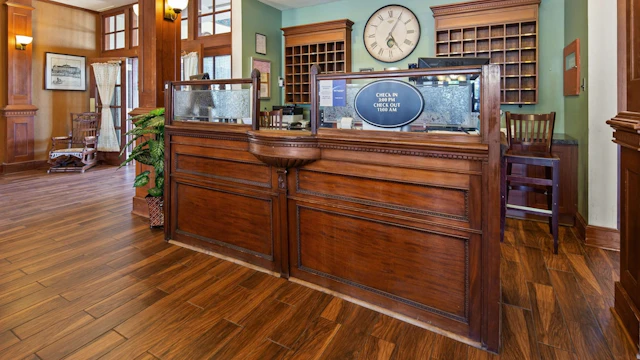 Hotel Chequamegon, BW Signature Collection