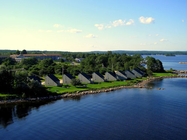 Oak Island Resort & Conference Centre