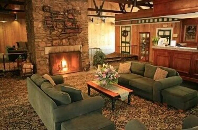 Sturbridge Host Hotel & Conference Center