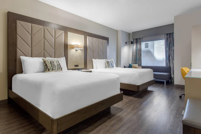 Cambria Hotel Philadelphia Downtown - Center City