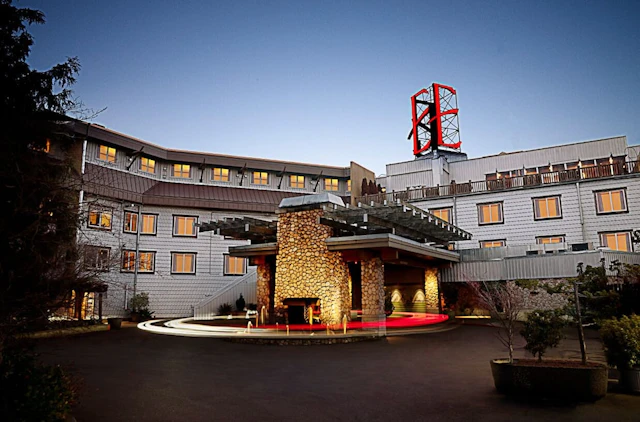 The Edgewater Hotel