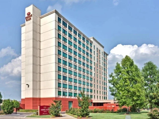 Crowne Plaza Memphis Downtown by IHG