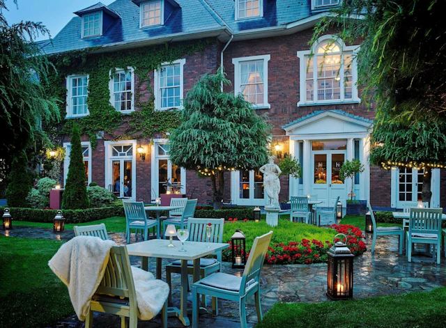 Hayfield Manor