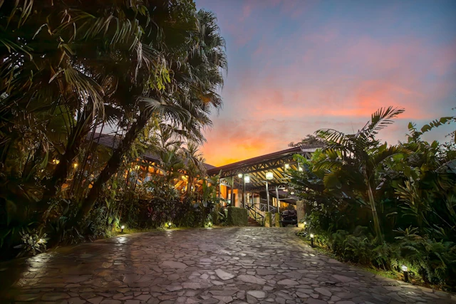Hideaway Rio Celeste