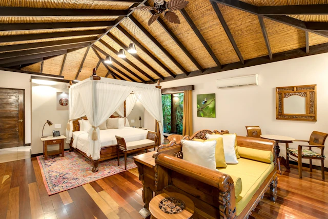 Hideaway Rio Celeste