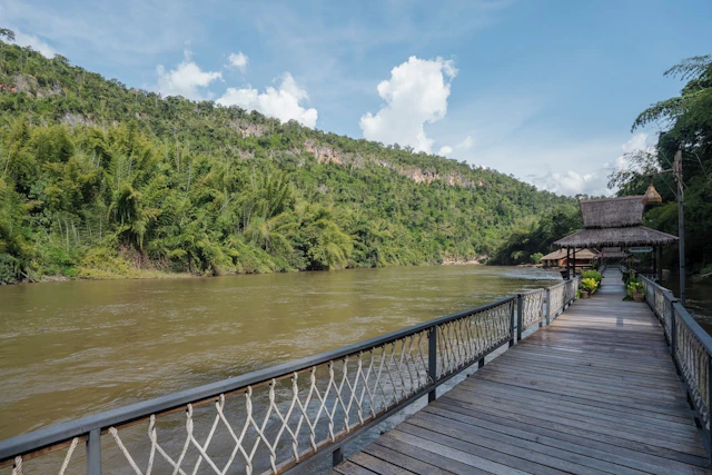 The FloatHouse River Kwai