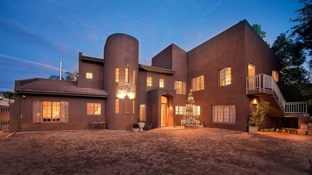 Baruch Guesthouse on Lovell