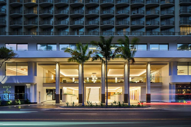 OUTRIGGER Waikiki Paradise Hotel