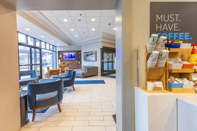 Holiday Inn Express & Suites Boston - Cambridge by IHG