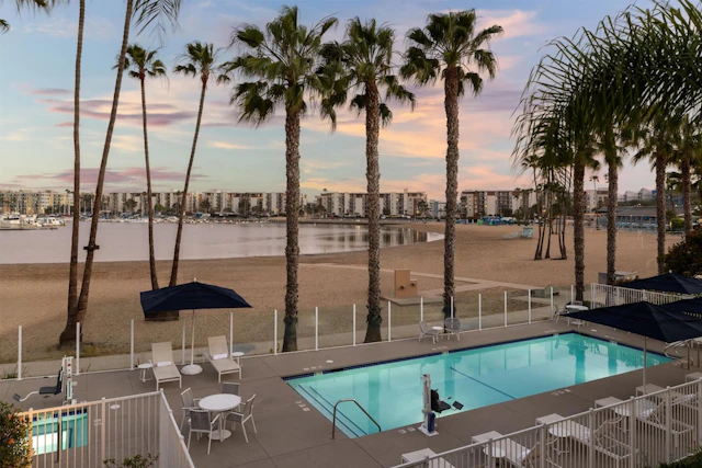 Jamaica Bay Inn Marina Del Rey,Tapestry Collection by Hilton