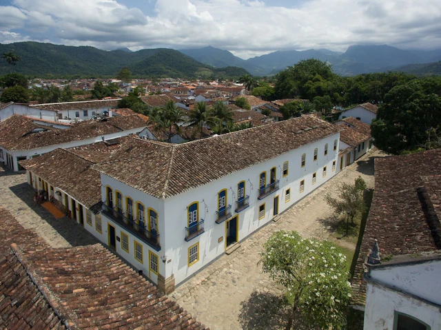 Sandi Hotel