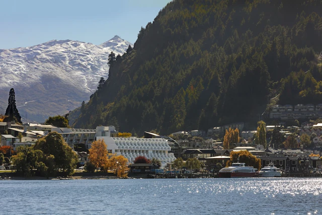 Crowne Plaza Hotel Queenstown by IHG