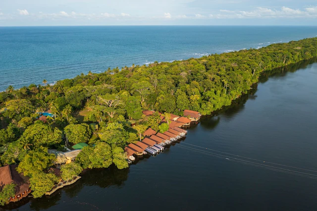 Laguna Lodge