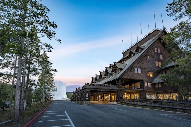Old Faithful Inn - Inside the Park