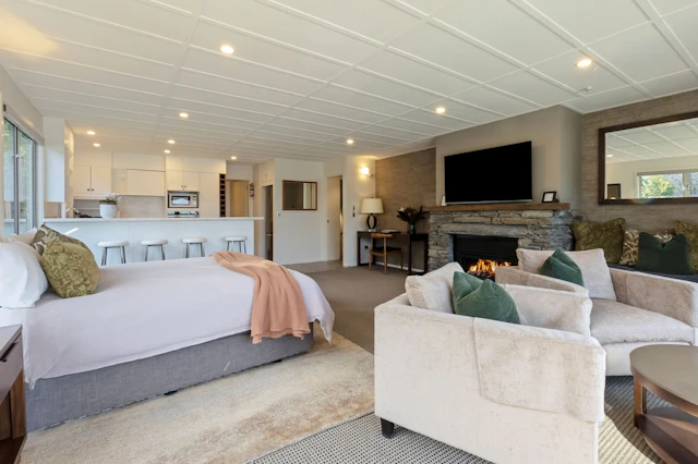 Queenstown House