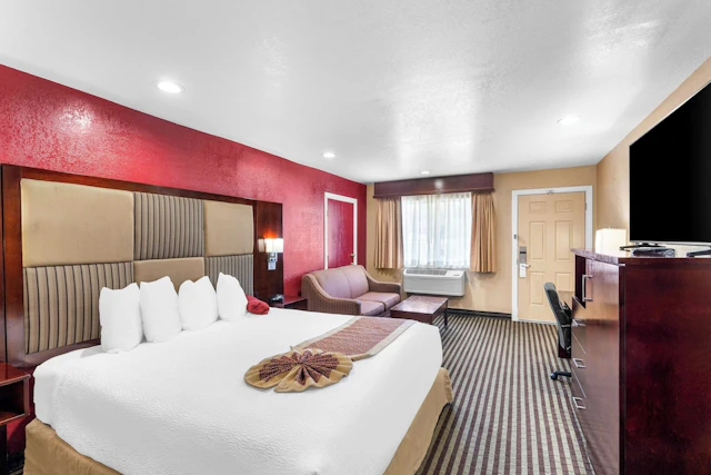 Best Western Plus Yosemite Way Station Motel
