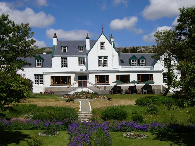 Harris Hotel