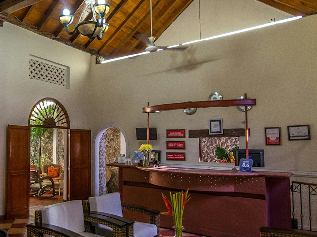 Hotel 3 Banderas