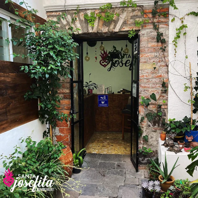 Santa Josefita Bed & Breakfast
