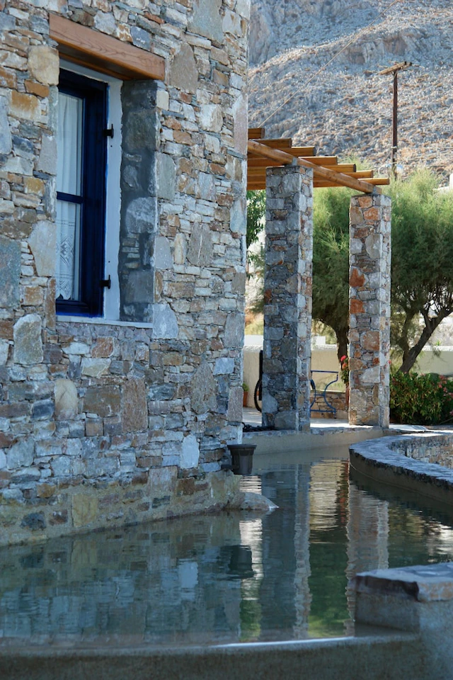 Vrahos Boutique Hotel