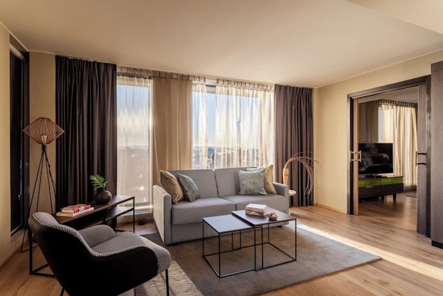 Clarion Hotel The Hub