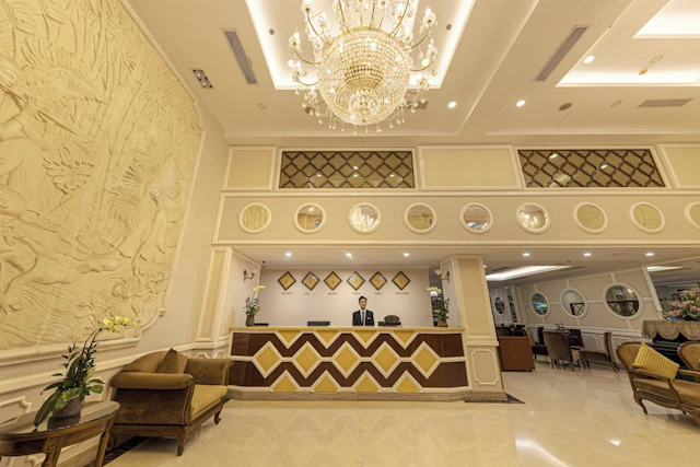 Chalcedony Grand Hotel