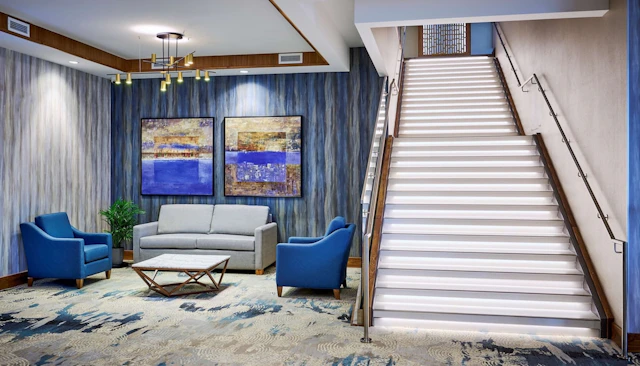 DoubleTree by Hilton Windsor Hotel & Suites