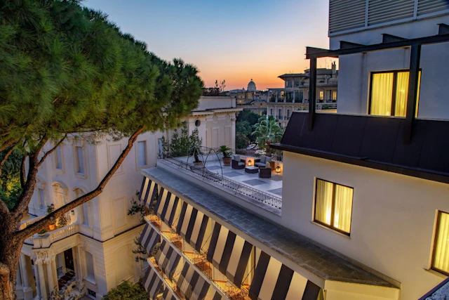 Hotel Donna Laura Palace