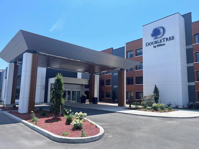 DoubleTree by Hilton Kingston