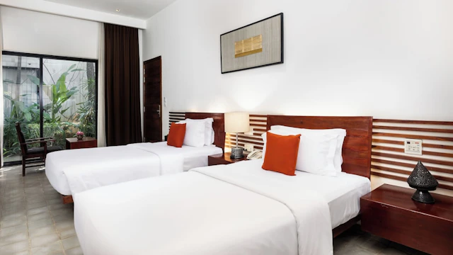 Lynnaya Urban River Resort