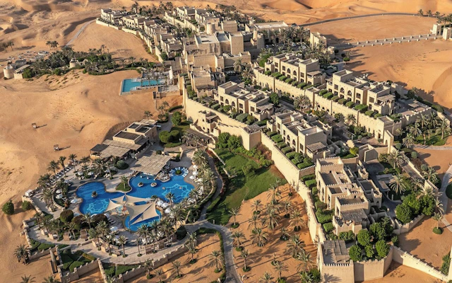 Qasr Al Sarab Desert Resort by Anantara