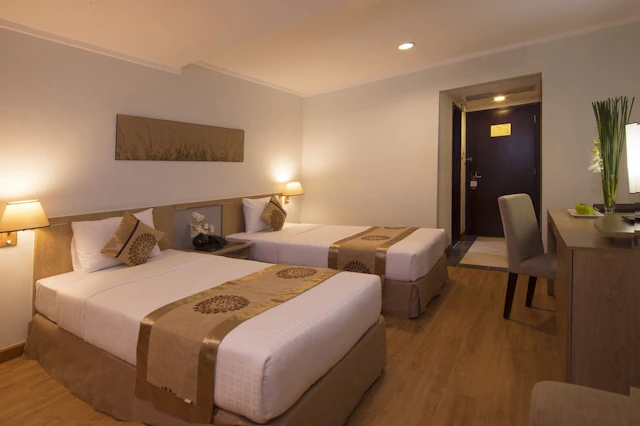 Vien Dong Hotel