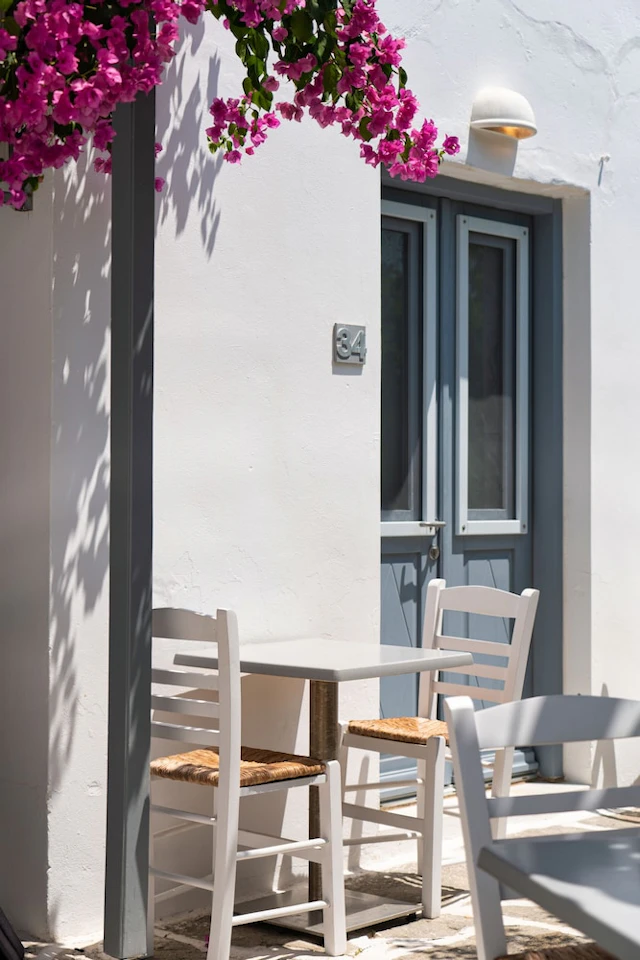 Iris Hotel