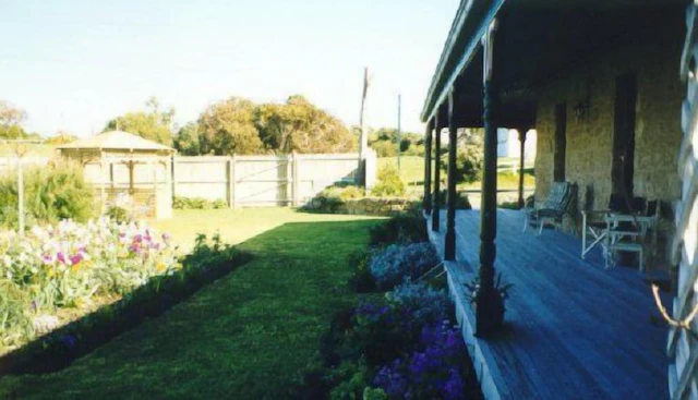 Robe House