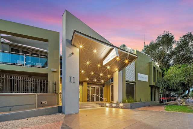 Stay at Alice Springs Hotel