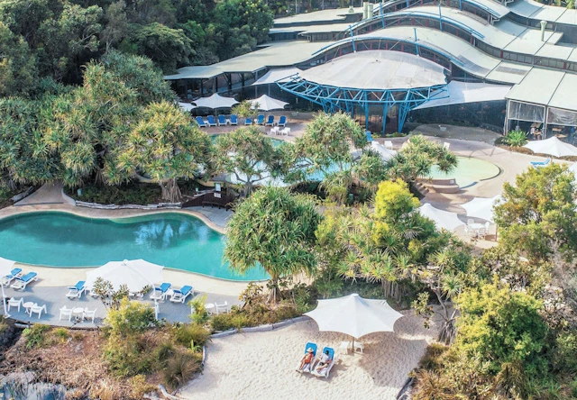 Kingfisher Bay Resort
