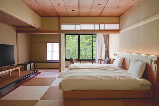 Hakone Pax Yoshino