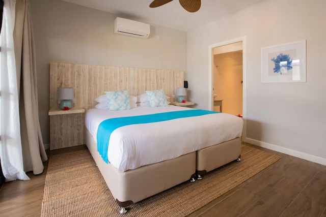 Le Nautique - Luxury Waterfront Hotel